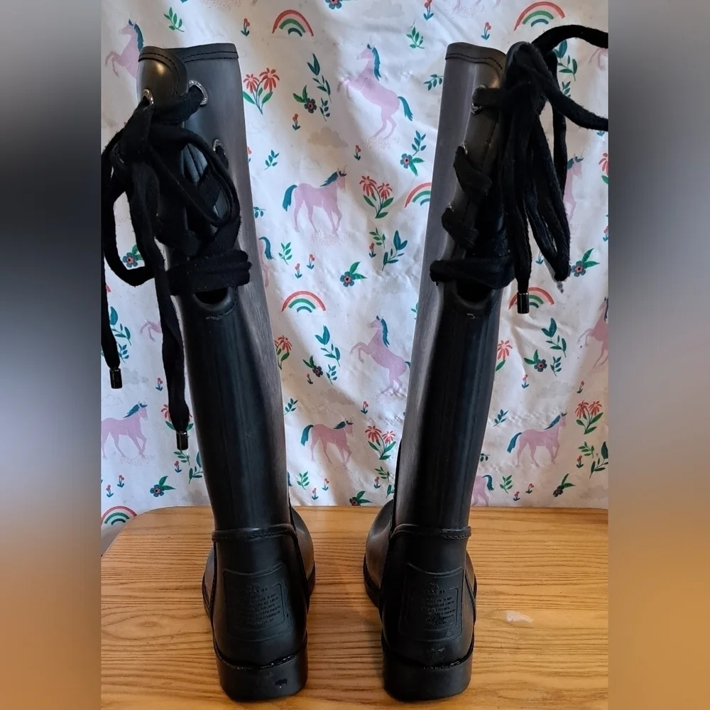 EUC Coach Tristee Black Tall Rubber Rain Casual Prep Bow Boot Shoe SZ 6B